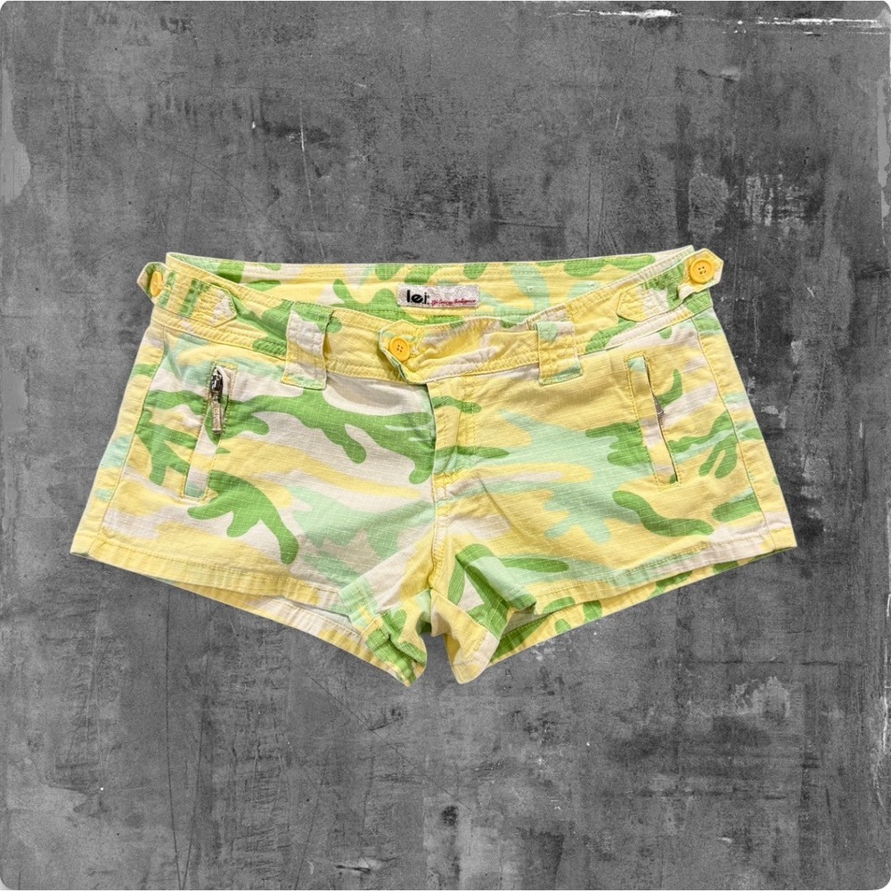 Y2K LEI Low Rise Camo Zip Shorts Womens Size 7 Green Yellow Micro Mini Shorts